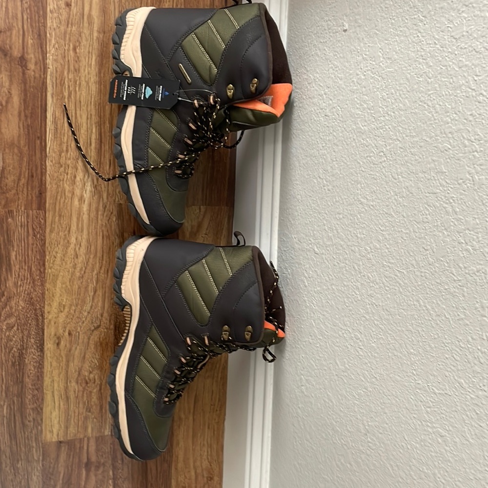 Hawke&Co men’s waterproof boots new with tag